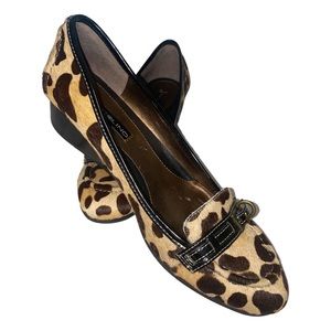 BANDOLINO Leather upper flat with wedge size 7